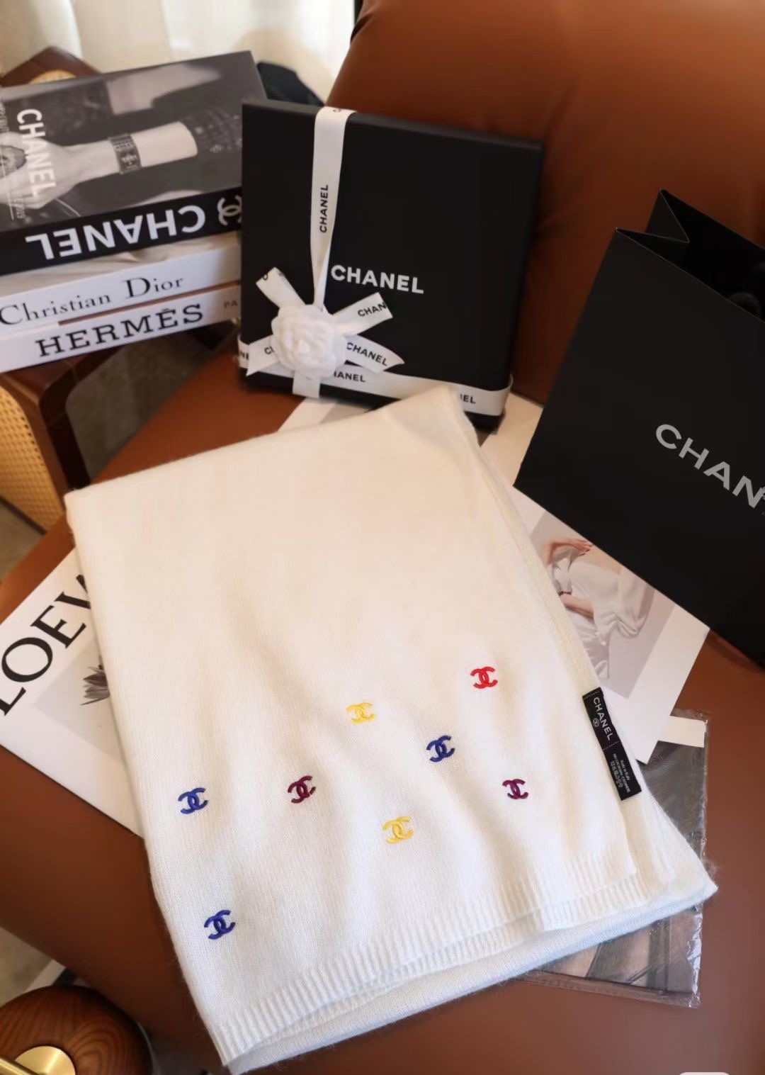 Chanel scarf 70X190cm E15